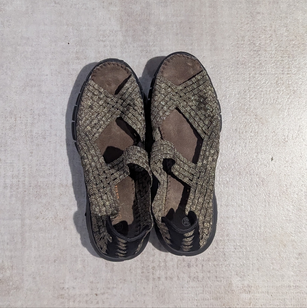 Bernie Mev Bronze Metallic Sandal